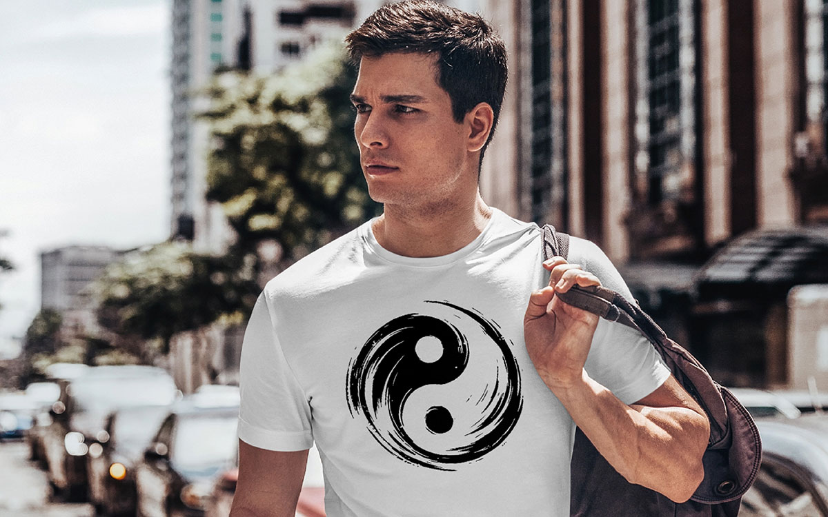 single symbol focus minimalist t-shirt design idea